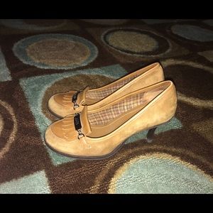 Gianni Bini Identity 30B Heels. Size 8-1/2 Leather